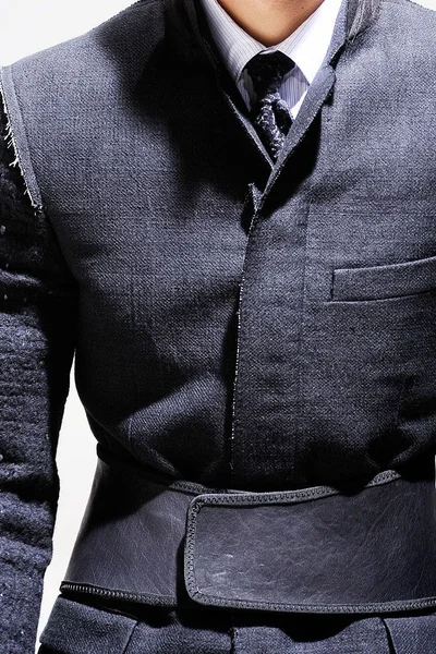 Look 10